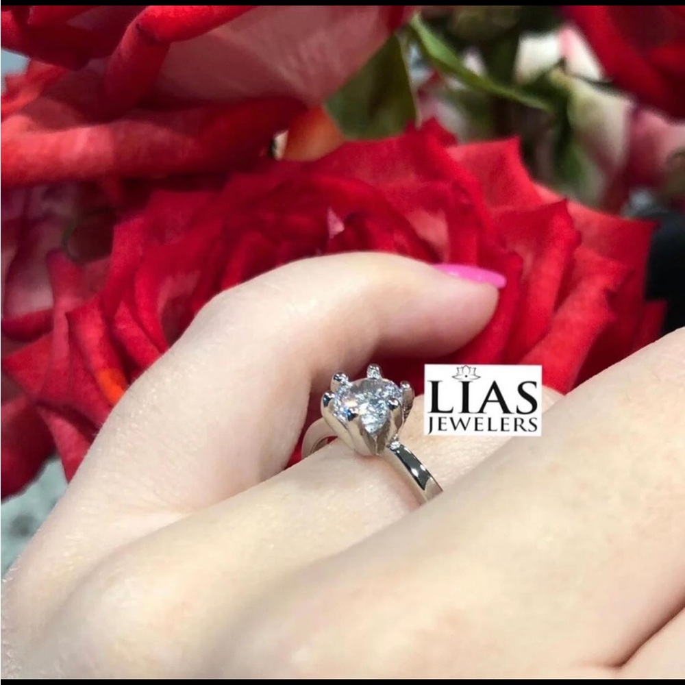 Silver Ring With Clear Stone - image 3